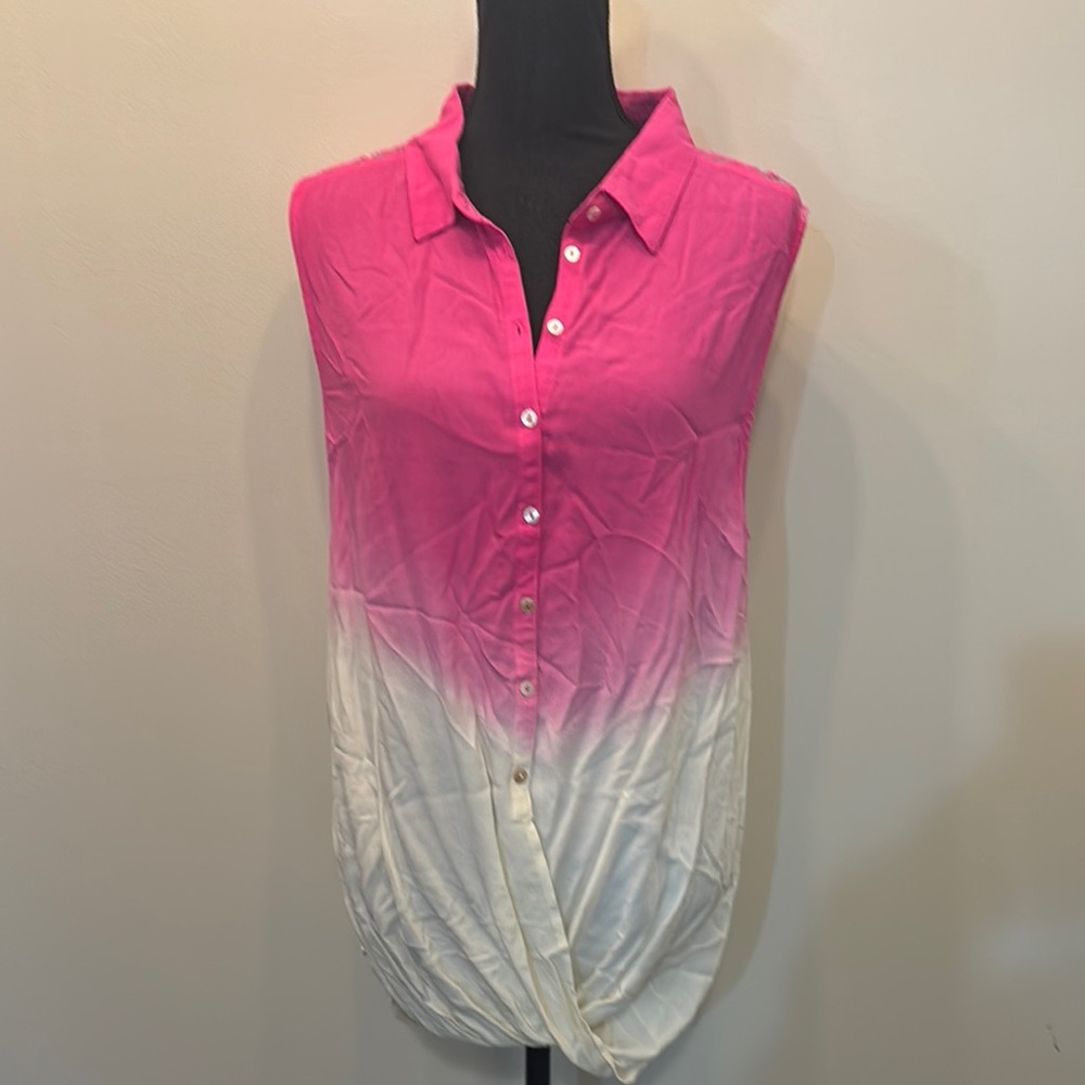 NWT Umgee Women’s Size‎ S Pink Button Down Tunic with Notched Collar Lace Back